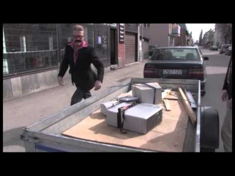 Ingemar lämnar in datorn