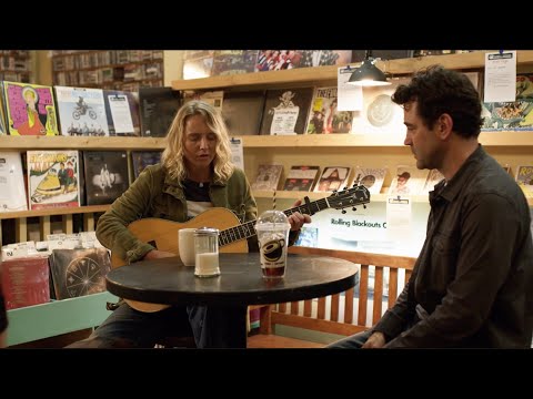 Lissie - "When I'm Alone" Loudermilk Acoustic Performance