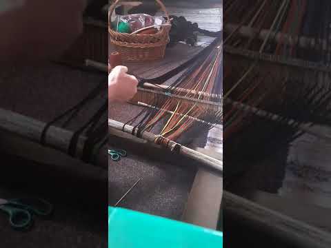 Trecerea urzelii prin spata de invelit @auroratanasa6115