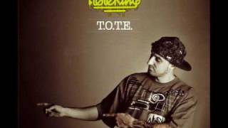 Tote King - No sonrío pero todo está bien (con Lírico)
