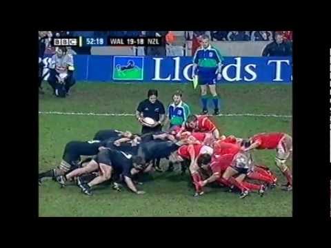 The Hair Bears shove the All Blacks off their own ball