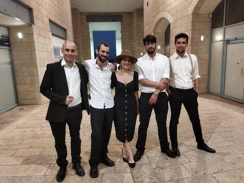 Chapeau - All About That Bass (Meghan Trainor Cover)