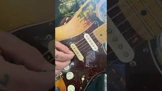 Video thumbnail for David Pajo demonstrating the Reuss Repeater pedal (Slint, Tortoise, Aerial M etc.) by Reuss Musical Instruments / Reusseffects
