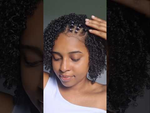 Penteado com elástico para cabelo cacheado #penteados #hairstyle #cabelocacheado