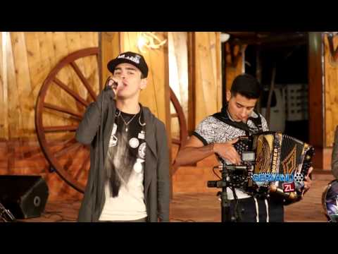 Grupo Codiciado - Pocos Pero Locos (En Vivo 2016)