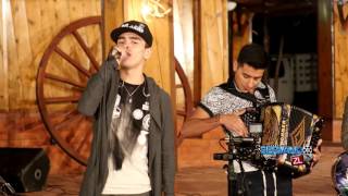 Pocos Pero Locos Lyrics English Translation