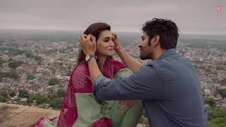 Download lagu LYRICS Duniyaa Song Video Basau tere sang alag duniya love story song 2019 Luka Chuppi Kriti Akhil mp3