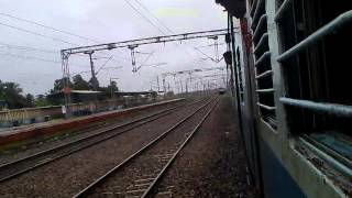 preview picture of video 'FLASH FLASH HONK HONK LGD WAP7 30286 WITH 12609 BANGLORE CITY EXP'