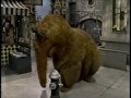 Sesame Street Alice Asks Questions 1989