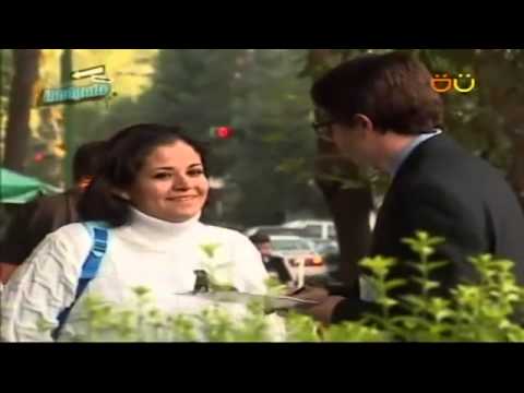 Facundo untranseunte ofreciendo el trabajo de teibolera