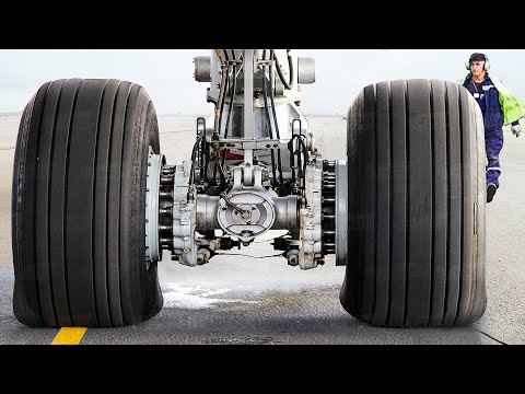 The Crazy Engineering Behind World Largest Landing Gears  Lifting 420 Ton Aircraft