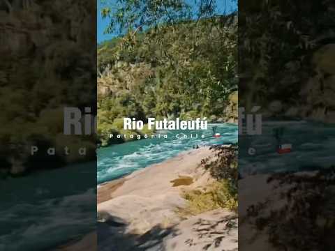 O Rio Futaleufú, localizado na Patagônia chilena, é conhecido por sua beleza cênica.