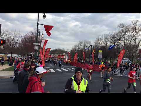 download lagu mp3 mp4 Love Run 2019, download lagu Love Run 2019 gratis, unduh video klip Love Run 2019