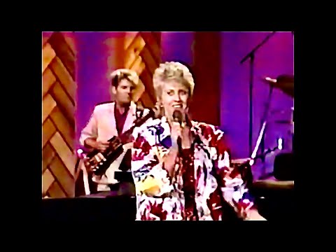 Janie Fricke (c.1985) “She’s Single Again & Someone Else’s Fire” TNN-Nashville Now