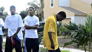 Lil Tweezie - One Hunnit (Music Video)