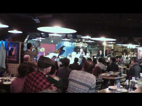 200201 FJO 41 Jump Up, Super Star