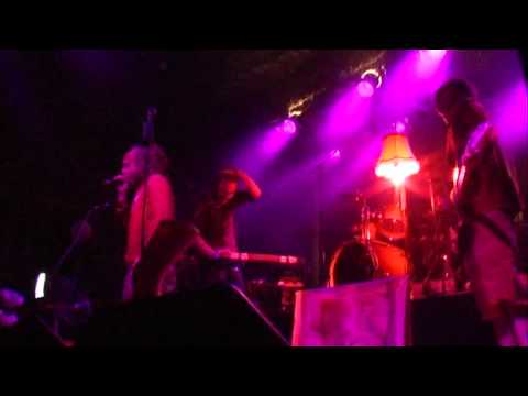 Jaked off shorts and loaded heads - Twist Preen - live - 2012 (good quality)