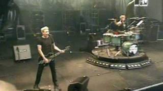Die Ärzte - Live 2003 - 20 Jahre Netto - 03 - Ein Lied für Dich.avi