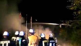 preview picture of video 'Ehemaliger WM-Pavillon des DFB bei Feuer in Thalitter zerstört'