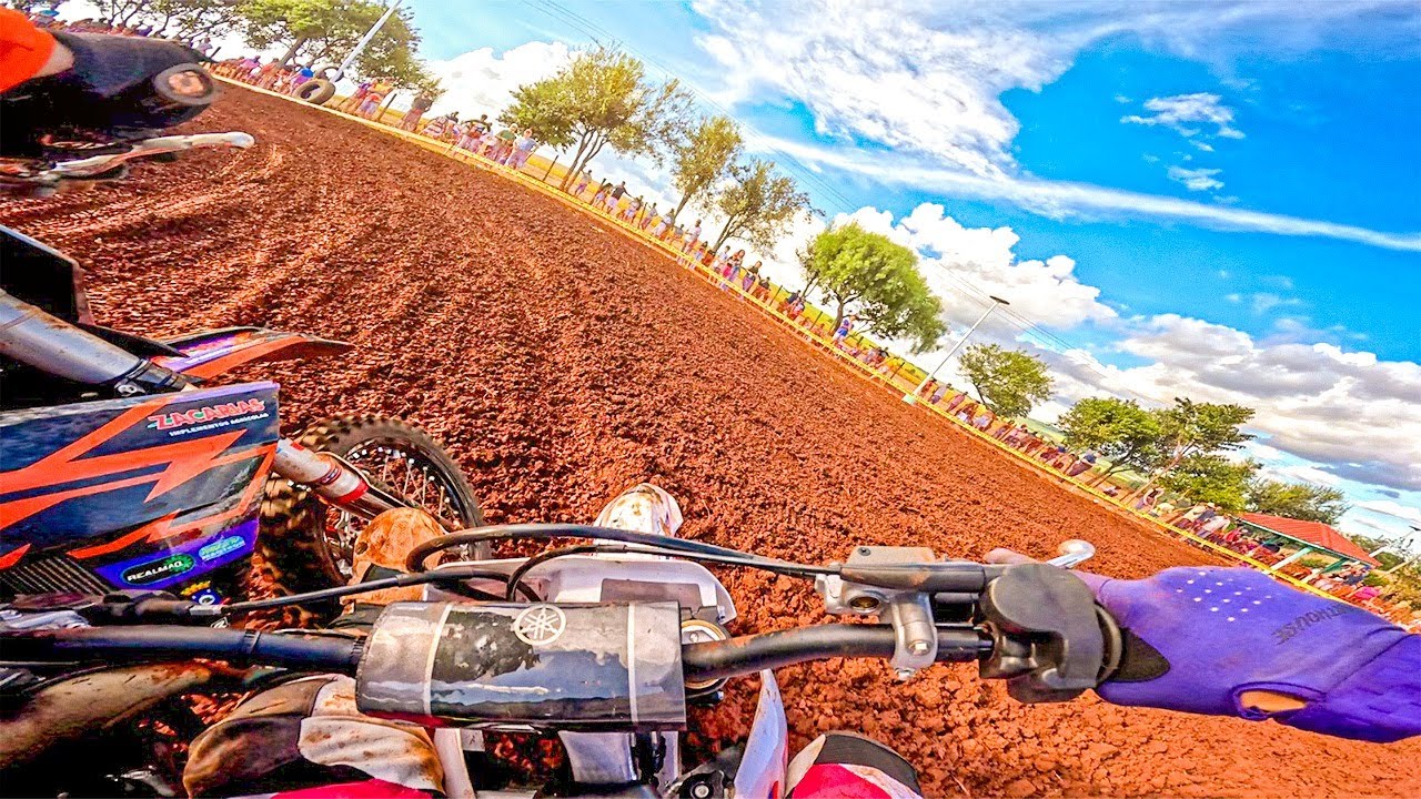 UM PILOTO MALDOSO ACABOU COM MINHA CORRIDA