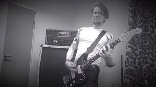 Video thumbnail for Hiwatt High-Gain 50w Head + Marshall 4x12 1960a + Mighty Sound M3 Fuzz by Nuudelimuusikko
