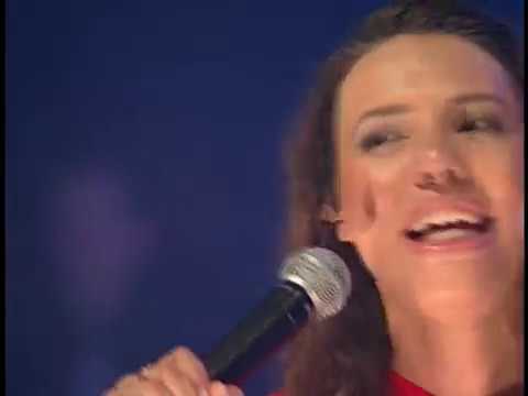 Suellen Lima - O Meu Redentor Vive [ CLIPE OFICIAL ]