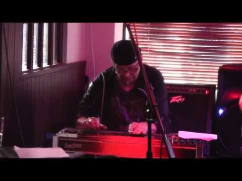 Lars Egil Vågseter with The Invaders - I Love You Because (steelguitar instrumental)