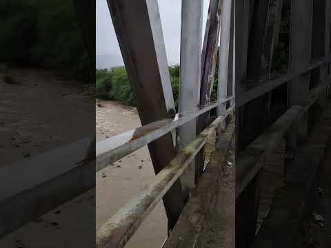 leve llovizna acompañada el día en el Ruiseñor del Huila