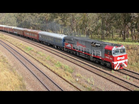 Diesel locomotives PHC001-4903 Heritage move Sept 2022