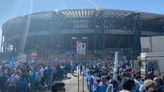 【ナポリ優勝直後】