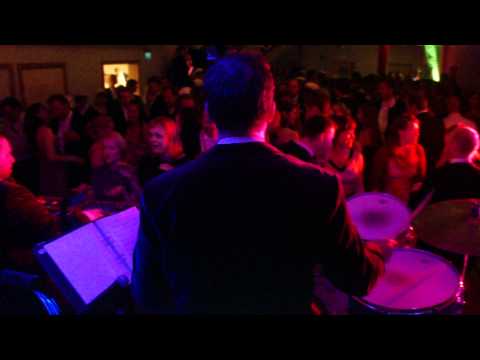 NSSS 2011, Kårallen efter galasittningen, Helmut Jederknüller spelar America