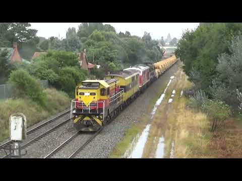 SSR ballast train with vintage Aussie locomotives Feb 2022
