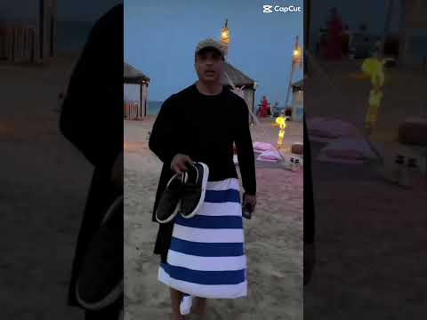 Shoaib akhter caught onthe beach