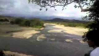 preview picture of video 'Por el río Grande de Terraba en el sur de Costa Rica.MP4'