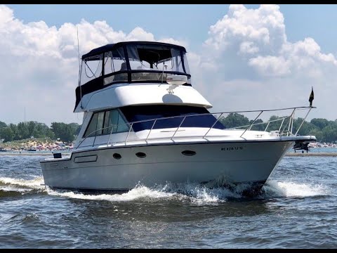 Tiara-yachts 3600-CONVERTIBLE video