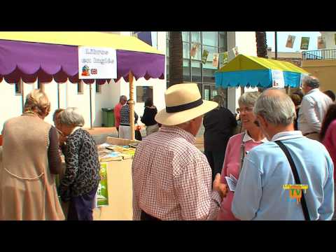 21/04/13 – Cientos de personas participaron en la I Feria de Intercambio de Libros en La Nucía