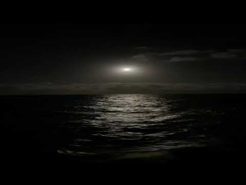 #waves #ocean #fullmoonnight Sleep Better with Ocean Waves Sounds On A Full Moon Night