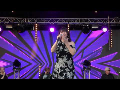 KRYSTYNA GIŻOWSKA na DNIACH DĘBNA 2024.