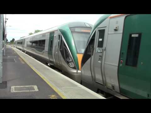 Kildare HD-Irish Rail 22000 class ICR no.22059 departs on service to Portlaoise