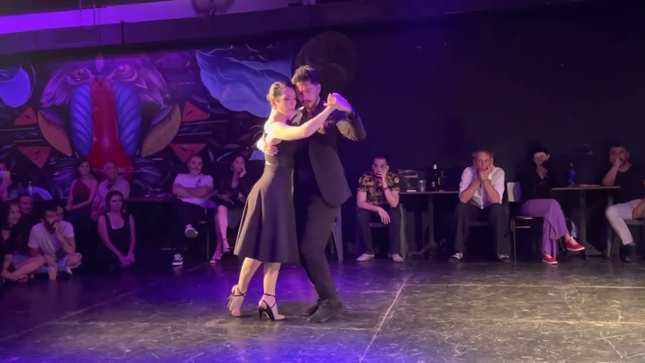 Video thumbnail for Ines Muzzopappa & Dante Sánchez @ La Mandrilera Milonga 4/26/23 #2