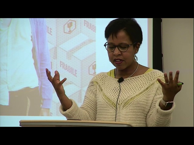 Video Pronunciation of unmoored in English Video Pronunciation of unmoored in English