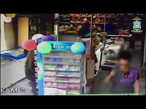 Щипач-виртуоз попал на камеры видеонаблюдения в Якутске Щипач-виртуоз попал на камеры видеонаблюдения в Якутске