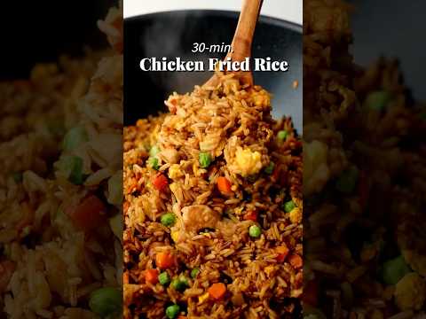 This 30-min. Chicken Fried Rice is my kind of comfort food 🥰 #chinesefood