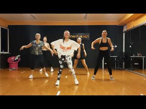 Move to the music - Busy Signal feat.Oryane (Fitdance  workout)!💃💪💦💦💦