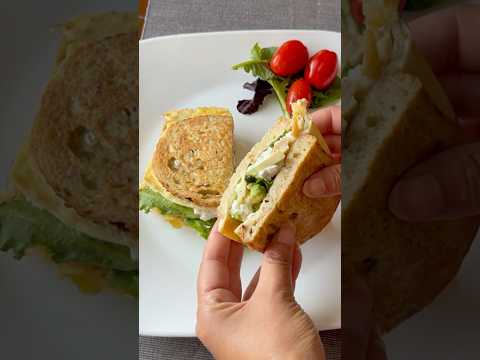5-Min Healthy Breakfast Sandwich 🥑 🍳Easy & Delicious #healthy #breakfastsandwich #easyrecipe
