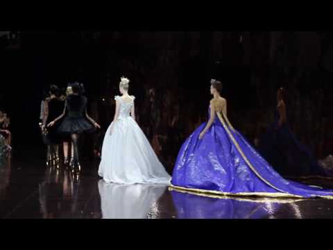 Guo Pei  Haute Couture Fall Winter 2016/2017 Funale