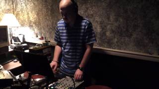 DJ B-Rite - LIVE - Chopping &amp; Screwing &quot;1st Time You Say No&quot; by Paul Wall