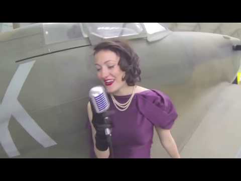 Vintage Singer Nina for Hire in London from Warble Entertainment Agency