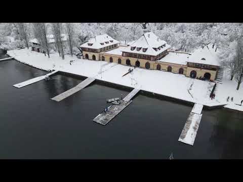 Winter day's rowing on lake Zurich