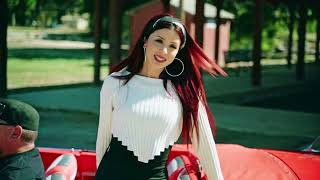 Download lagu Brittany Nicole - Take Me Cruisin mp3 Download lagu Brittany Nicole - Take Me Cruisin mp3